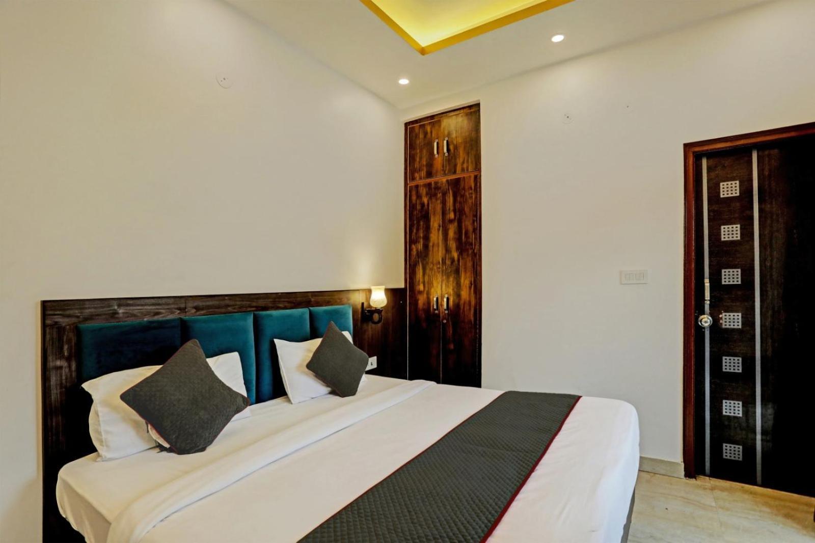 Hotel Aerotech Near Delhi Airport Neu-Delhi Exterior foto