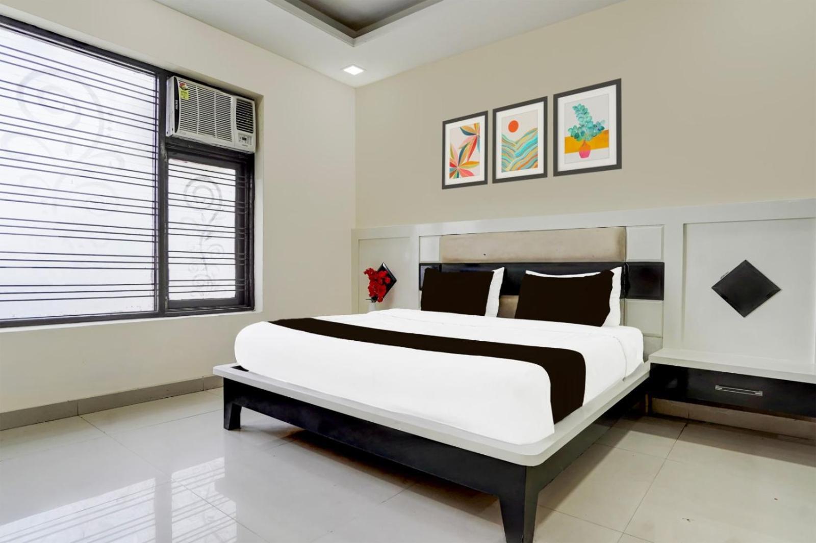 Hotel Aerotech Near Delhi Airport Neu-Delhi Exterior foto